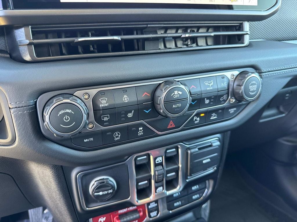 2026 Jeep Gladiator Shadow Ops