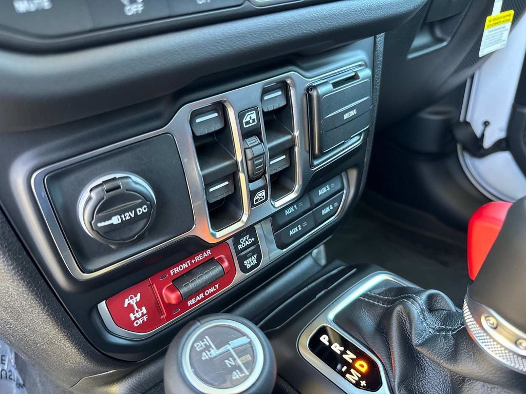 2026 Jeep Gladiator Shadow Ops