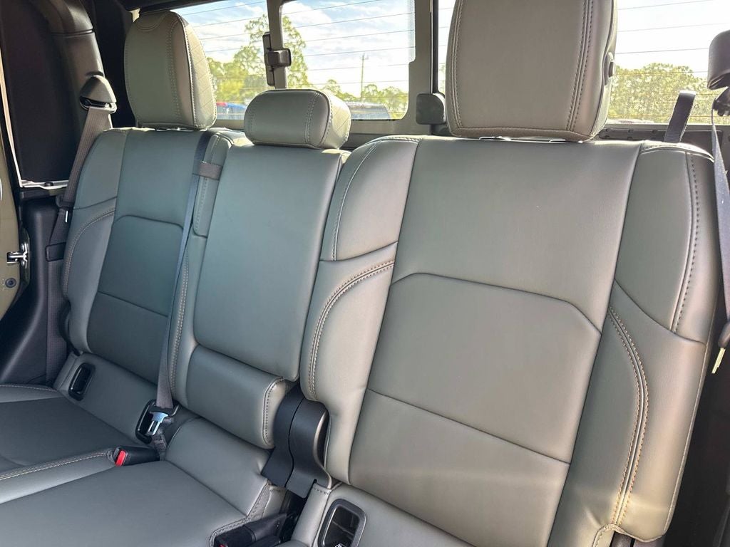 2026 Jeep Gladiator Mojave X