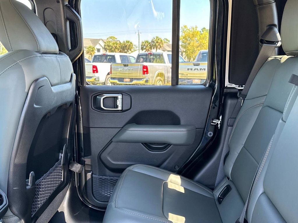 2026 Jeep Gladiator Mojave X