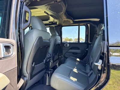 2026 Jeep Gladiator Mojave X