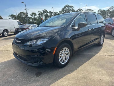 2026 Chrysler Voyager LX