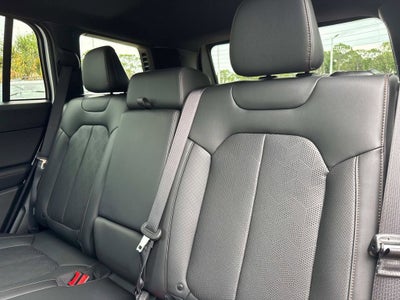 2026 Jeep Cherokee Overland