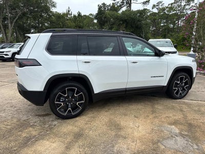 2026 Jeep Cherokee Overland