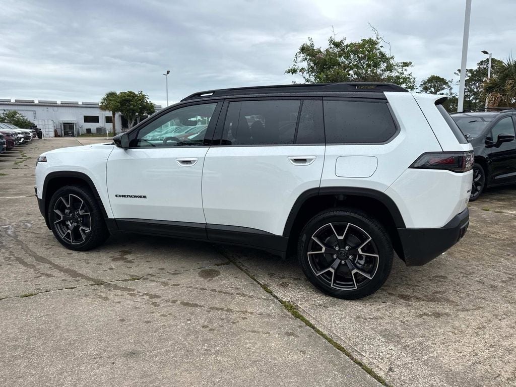 2026 Jeep Cherokee Overland