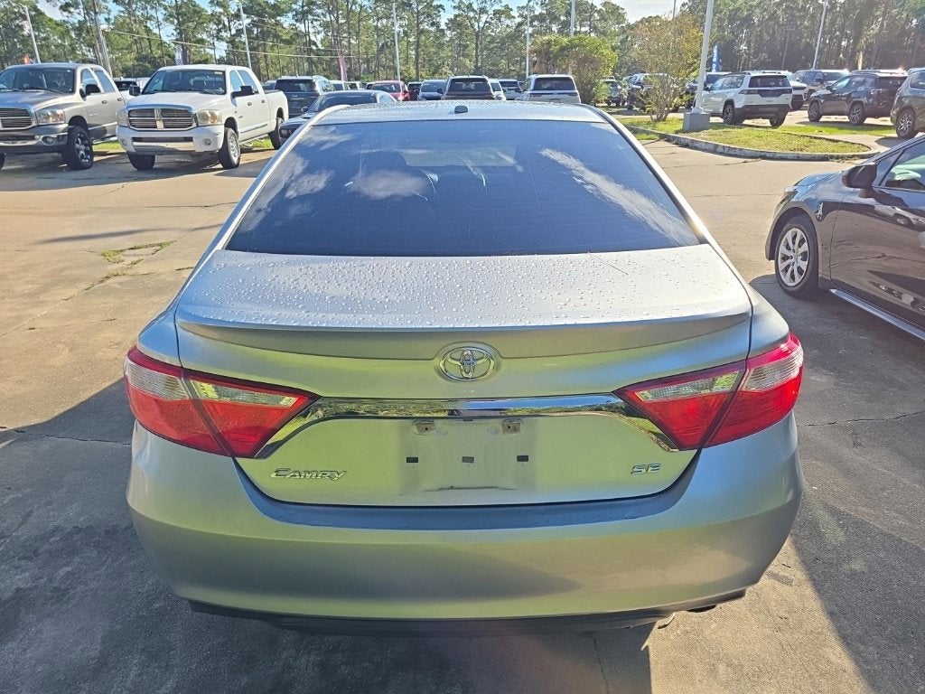 2015 Toyota Camry SE
