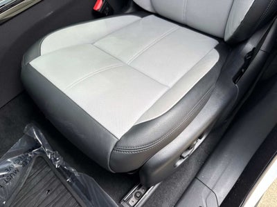 2026 Land Rover Range Rover Velar Dynamic SE