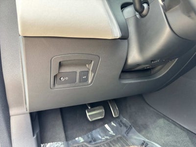 2026 Land Rover Range Rover Velar Dynamic SE