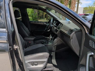 2022 Volkswagen Tiguan 2.0T SEL R-Line