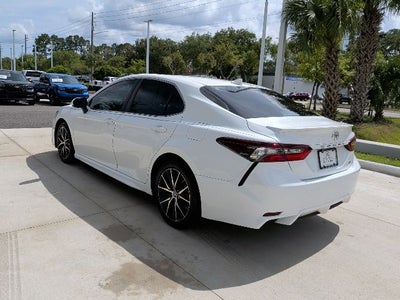 2022 Toyota Camry SE