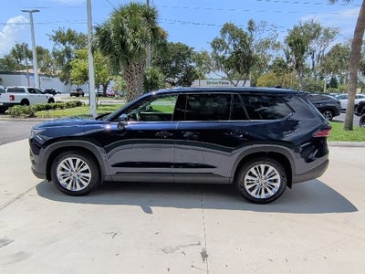 2025 Toyota Grand Highlander Platinum