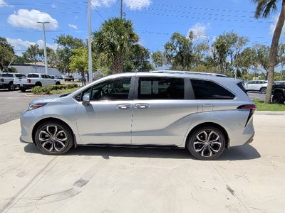 2025 Toyota Sienna Platinum 7 Passenger