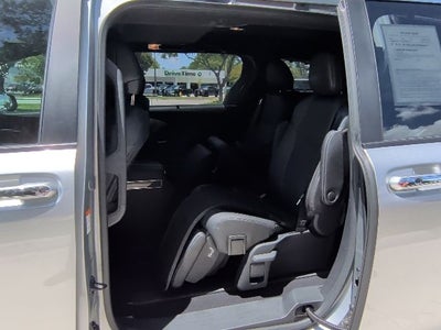 2025 Toyota Sienna Platinum 7 Passenger