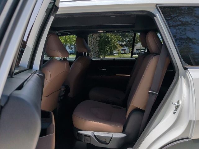 2024 Toyota Grand Highlander Hybrid MAX Platinum
