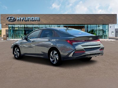 2025 Hyundai Elantra Hybrid SEL Sport