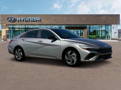2025 Hyundai Elantra Hybrid SEL Sport
