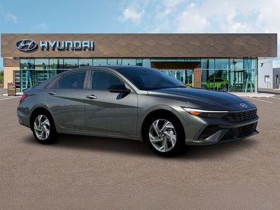 2025 Hyundai Elantra Hybrid SEL Sport