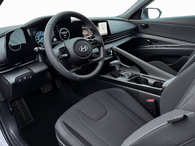 2025 Hyundai Elantra Hybrid SEL Sport