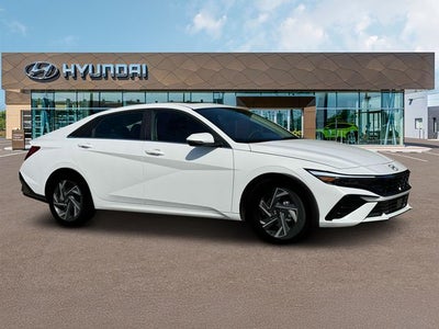 2025 Hyundai Elantra Hybrid Limited