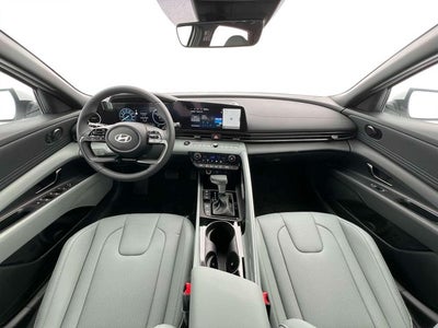 2025 Hyundai Elantra Hybrid Limited