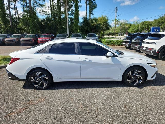 2025 Hyundai Elantra Hybrid Limited
