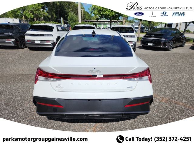 2025 Hyundai Elantra Hybrid Limited