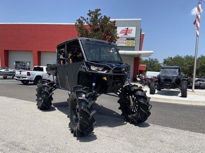 2021 Can-Am Defender MAX Lone Star HD10