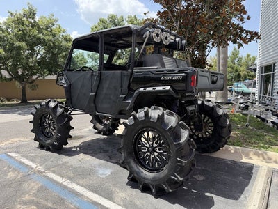 2021 Can-Am Defender MAX Lone Star HD10