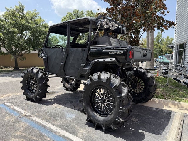 2021 Can-Am Defender MAX Lone Star HD10
