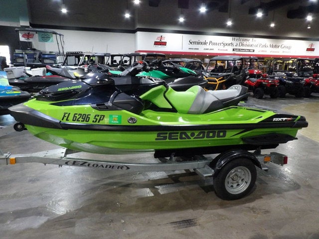 2020 Sea-Doo RXT-X 300 IBR & Sound System California Green And Black Base