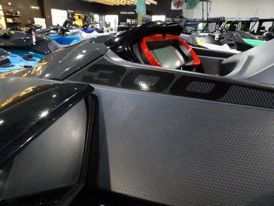 2020 Sea-Doo RXT-X 300 IBR & Sound System California Green And Black Base