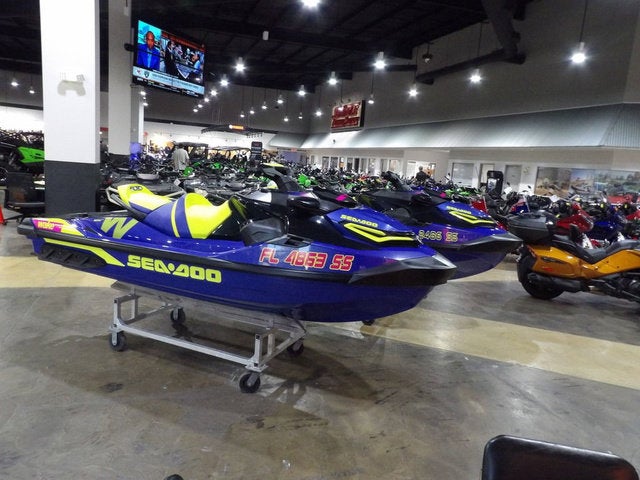 2020 Sea-Doo RXT-X 300 IBR & Sound System California Green And Black Base