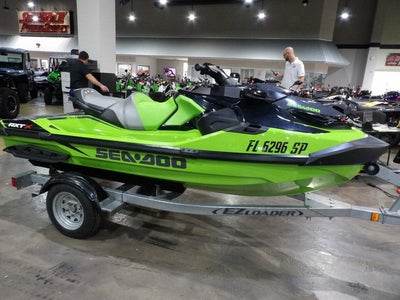 2020 Sea-Doo RXT-X 300 IBR & Sound System California Green And Black Base