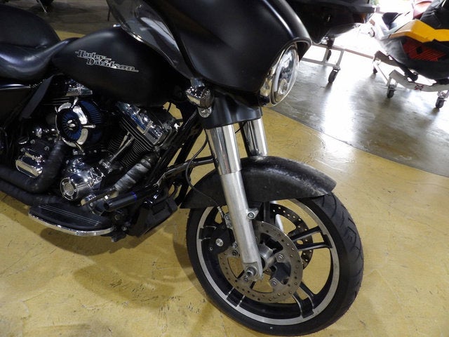 2014 Harley-Davidson FLHX - Street Glide Base
