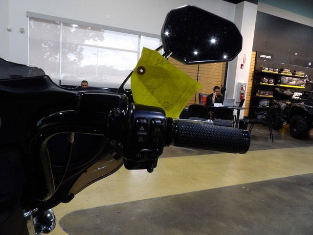 2014 Harley-Davidson FLHX - Street Glide Base