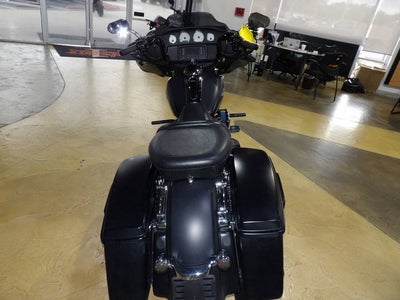 2014 Harley-Davidson FLHX - Street Glide Base
