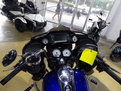 2015 Harley-Davidson FLTRXS - Road Glide Special Base