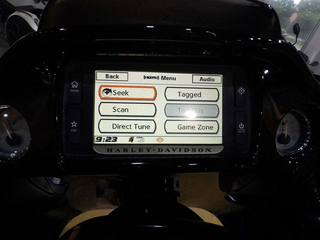 2015 Harley-Davidson FLTRXS - Road Glide Special Base
