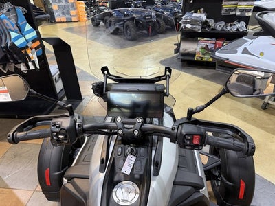 2025 Can-Am Canyon? XT