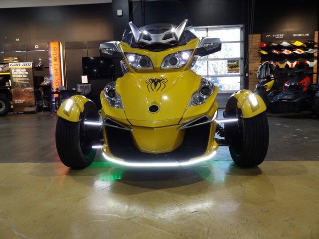 2014 Can-Am Spyder RD RT S 1330 ACE SE6 CY 14