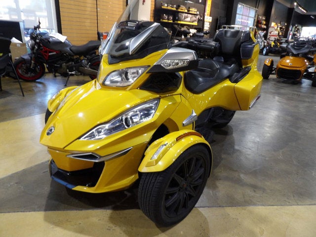 2015 Can-Am RD SPYDER RT S 1330 ACE SE6 CY 15 Base