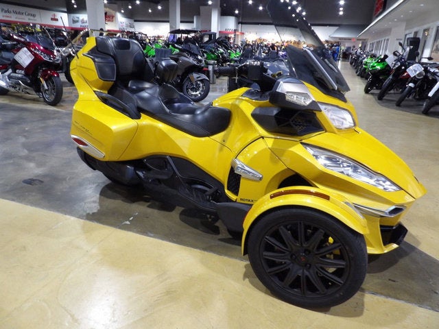 2015 Can-Am RD SPYDER RT S 1330 ACE SE6 CY 15 Base