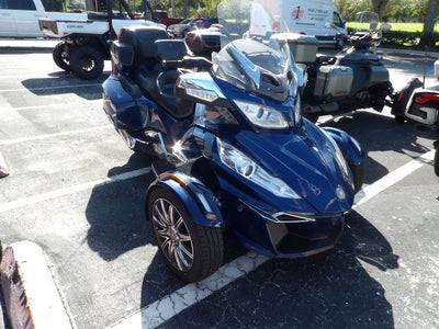 2015 Can-Am RD SPYDER RT S 1330 ACE SE6 CY 15 Base