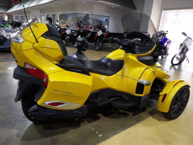2015 Can-Am RD SPYDER RT S 1330 ACE SE6 CY 15 Base