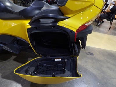 2015 Can-Am RD SPYDER RT S 1330 ACE SE6 CY 15 Base