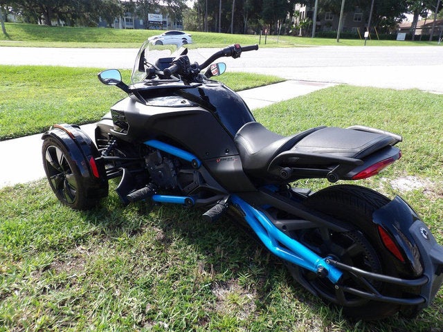 2022 Can-Am Spyder F3 RD S 1330 SE6 BK 22