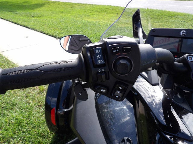 2022 Can-Am Spyder F3 RD S 1330 SE6 BK 22