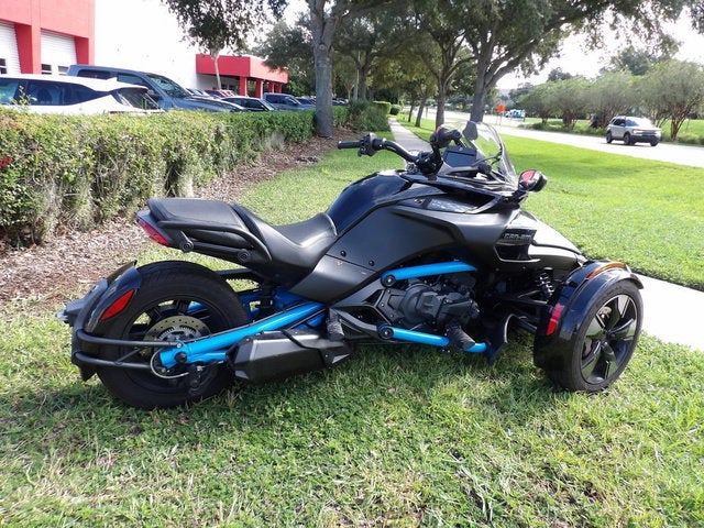 2022 Can-Am Spyder F3 RD S 1330 SE6 BK 22