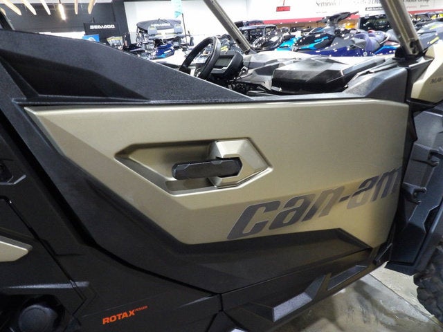 2023 Can-Am Maverick Sport X mr 1000R Base