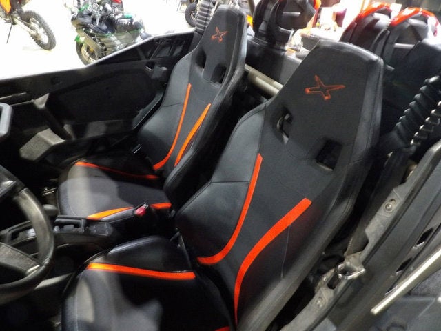 2023 Can-Am Maverick Sport X mr 1000R Base